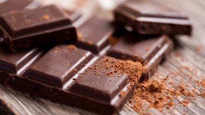 Ăn chocolate đen để giảm cân